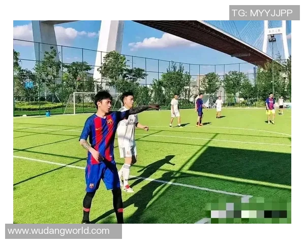 秦奋最喜爱的足球明星是谁揭秘背后的球迷情结与影响力