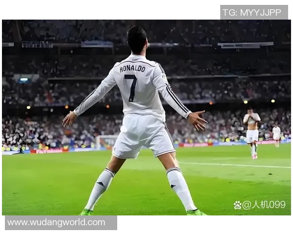 足球巨星风采全景展现 向世界足坛传奇致敬